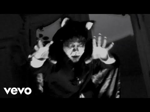 The Heavy - Stone Cold Killer (Official Video)