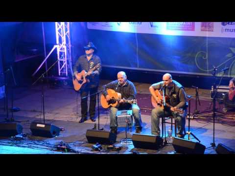 František Nedvěd & Tiebreak: Růže z papíru (Folkové Chvojení 2017)