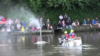 preview picture of video 'Linlithgow Canal Boat race Part 1'