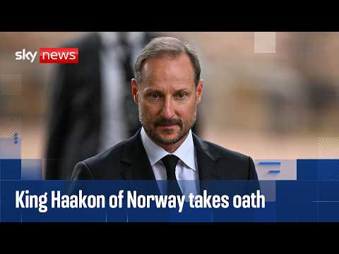 King Haakon VIII of Norway takes oath in parliament after father's death