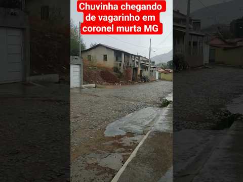 ATÉ QUE ENFIM TÁ CAINDO UMA CHUVINHA MANSA AQUI EM CORONEL MURTA MG. 18/11/25