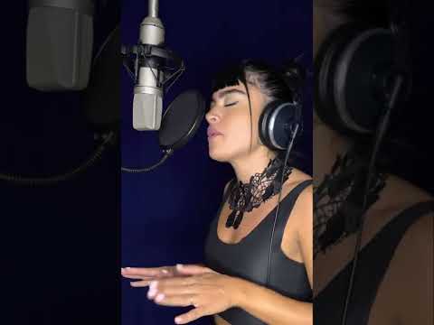 Pamela Antoun - Let me love you( cover by Mario)