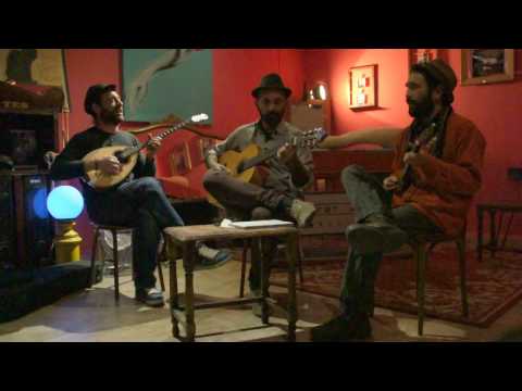 Rembetiki Compañía de Barcelona - "Paramana Kouna Kouna"