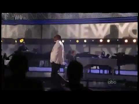 Jay Z & Alicia Keys - Empire State of Mind - Live American Music Awards 2009