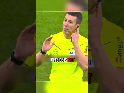 Smartest Player of Football History 😱😱🤯 #football #viral #smart #fyp #footballshorts