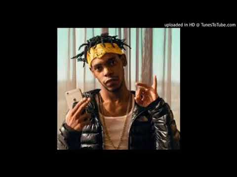 Amr Dee Huncho Jayzz at the door