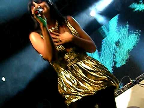 Tara Mcdonald Hed Kandi @Segarra Jakarta 2009