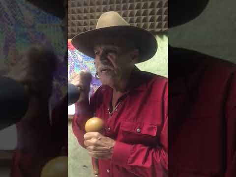 El Reloj y la Camioneta - Mario Díaz improvisa en Clásicos del Folklore