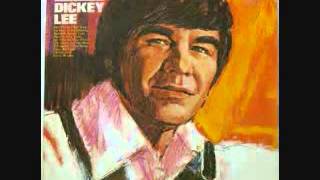 Dickey Lee -  She Thinks I Still Care