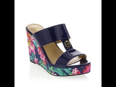 IMAN Global Chic Show Floral and Patent Wedge