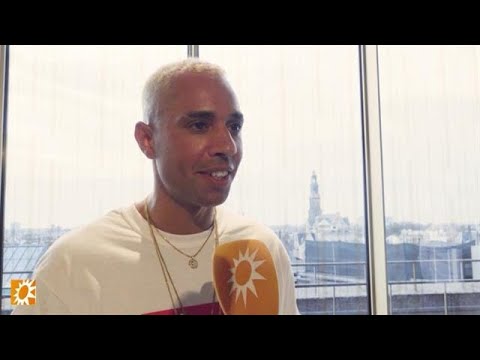 Bizzey pakt uit met eerste eigen album - RTL BOULEVARD