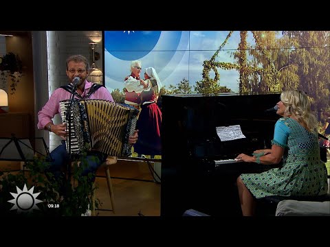 Bedårande sommarvals med Tina Ahlin och Bengan Jansson - Nyhetsmorgon (TV4)