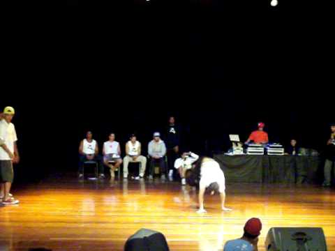 Soul Old School Breakers vs Palmares Dream Crew - Zumbboys 2010