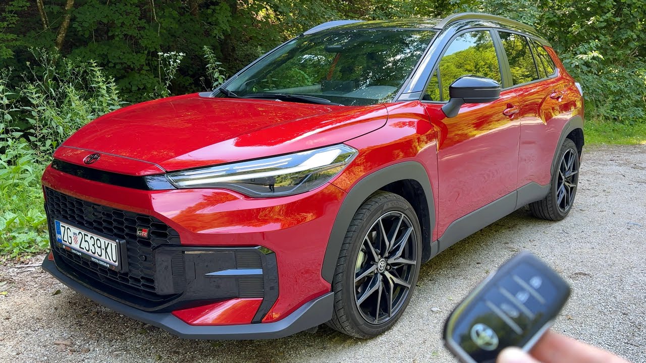 TOYOTA COROLLA CROSS GR Sport 2026 FACELIFT - FULL in-depth REVIEW (European model)