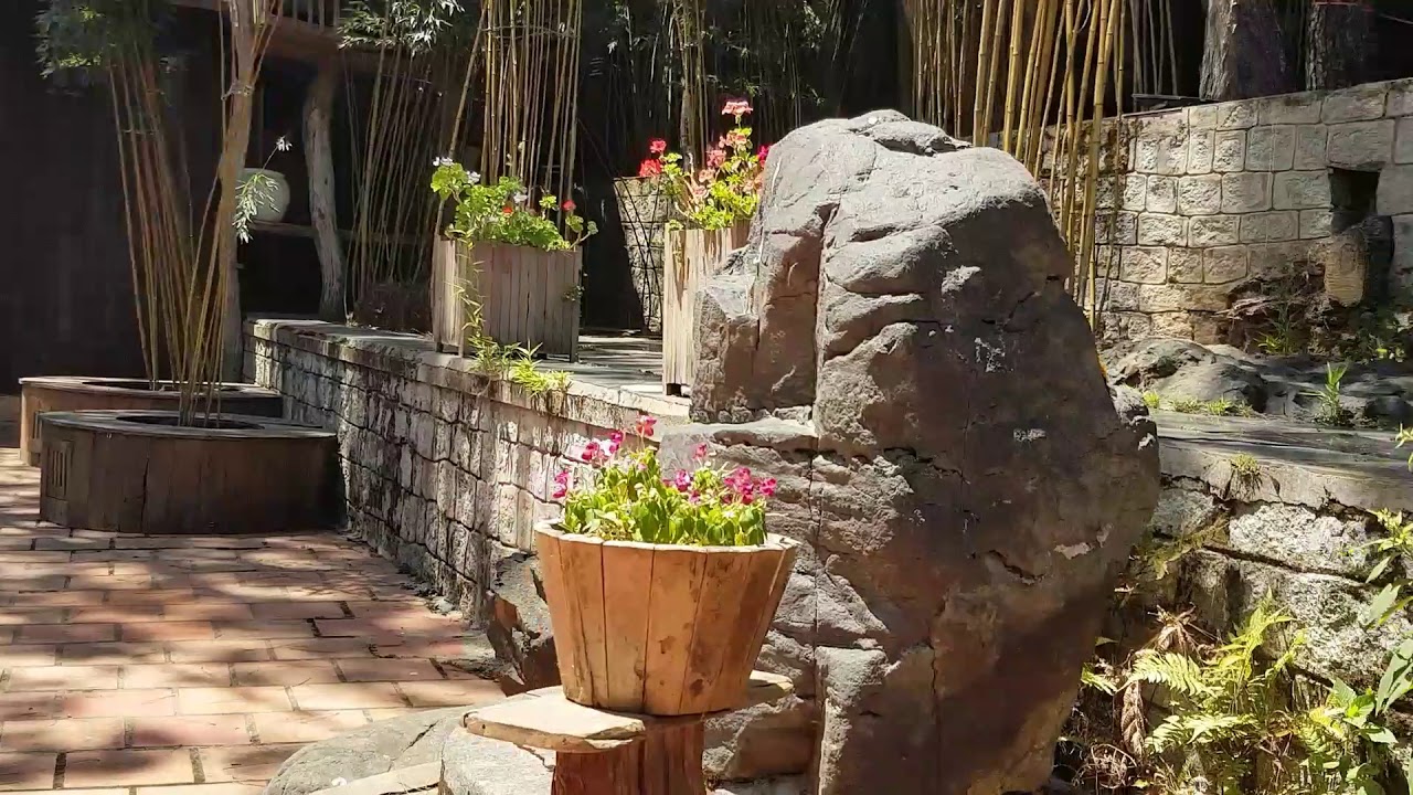 Discover a glimpse into the XQ Embroidery Museum.