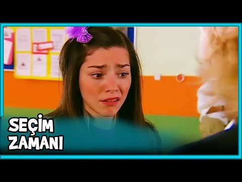 Ayşegül, Selim ve Melda Arasında Seçim Yapıyor | Acemi Cadı