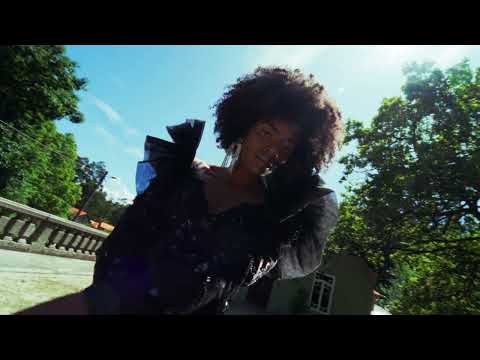 Discover Olvi's Collection: The Wonderland - Luxury Fashion for Every Occasion