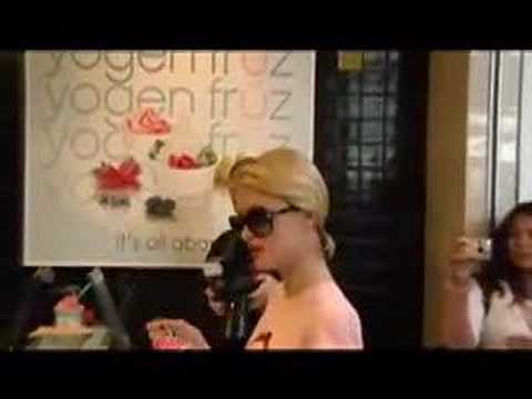 Paris Hilton loves Yogen Fruz "Best one I've ever had"