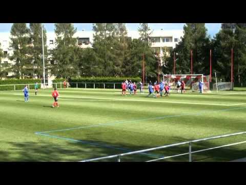 Bezirksliga West Chemnitz SV Motor Zwickau Süd - SV Blau-Weiß Crottendorf 1:2 28.08.2011.mpg