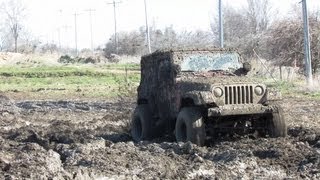 preview picture of video 'Red 4x4 Jeep Mud Crazy At Carsonville Mud Bog'