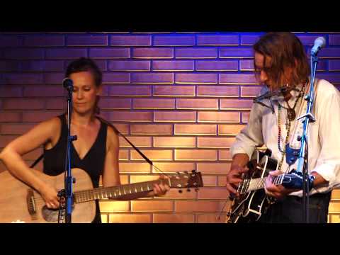 ERNST MOLDEN & DAS FRAUENORCHESTER - Mit neuem Lied!  Spittelberg Theater, 18.7.2017