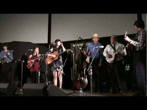 The Tuttles with AJ Lee and guest Victor Skidanenko - Big Mon