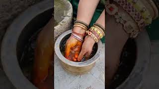 Download lagu Homemade henna ( Mehndi/ marudhani) with fresh Henna leaves #foodzeee mp3 Download lagu Homemade henna ( Mehndi/ marudhani) with fresh Henna leaves #foodzeee mp3