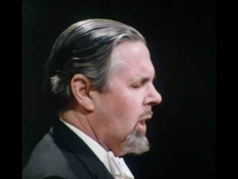 Alfred Deller sings Couperin:  "Deuxième leçon"