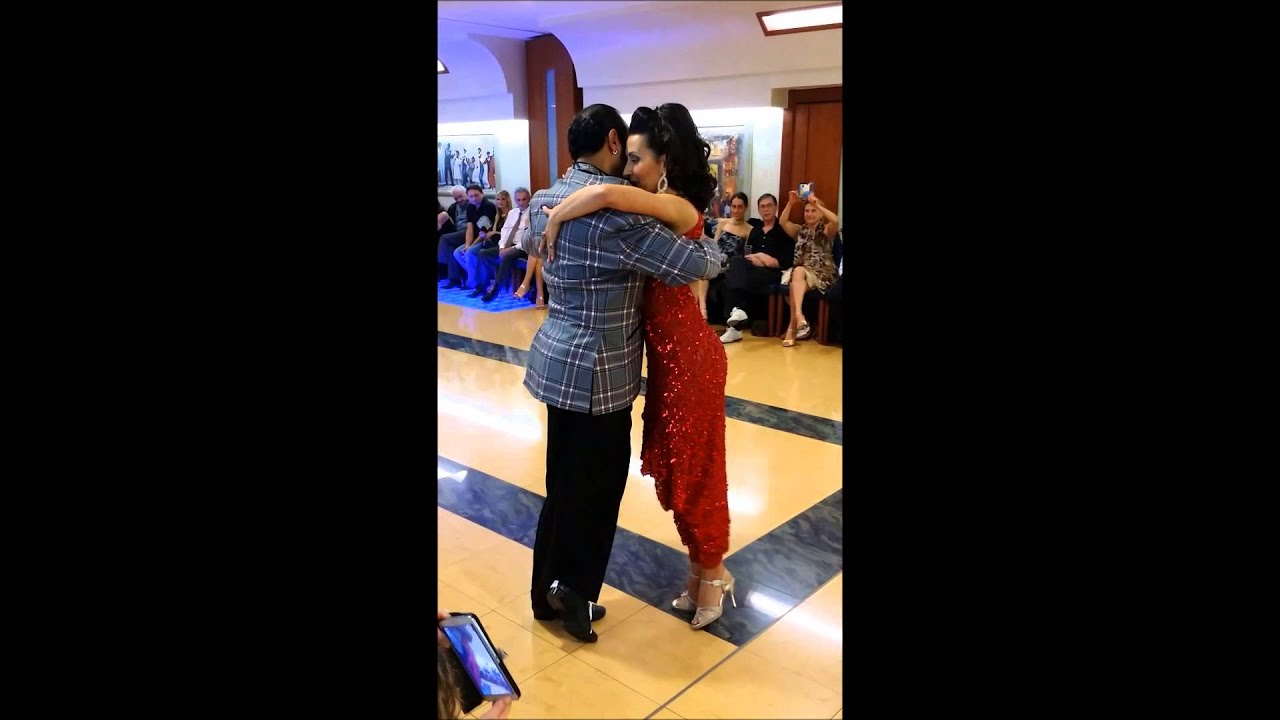 Juan Carlos Martinez y Nora Witanowsky - 11-4-2015 Milonga el Abrazo - Battipaglia (SA)
