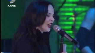 Şebnem Ferah - Yalnız (Beyaz Show)