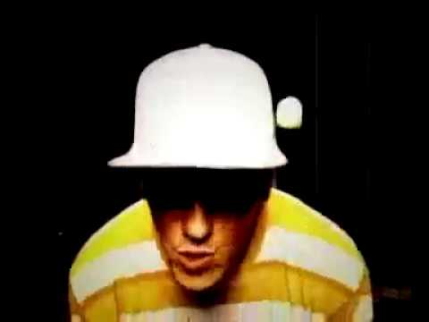 Kapataz - Realidades Paralelas Com Trick Pa  (Momentum Crew)