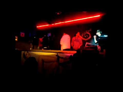 Ewerz vs Varios (8avos) [BATALLA DE LOS GALLOS LA FACULTAD]