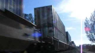 preview picture of video 'Railfanning Oroville, California: 20 Dec 2008'
