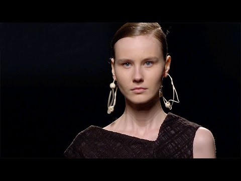 Fatima Minana | Fall Winter 2020/2021 | Full Show