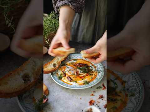 Turkish Egg (Çılbır)