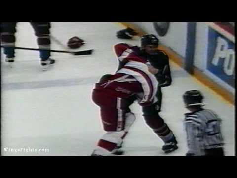 Brendan Shanahan Vs Adam Deadmarsh 04/01/98