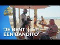 Peter DRAAIT straatverkopers EEN POOT UIT! | Familie Gillis