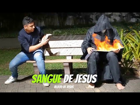 PEGAD!NHA: A MALDIÇÃO DO LIVRO.... Burning book Prank