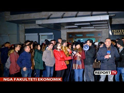 Report Tv - Ngujimi/Studentët vijojnë bojkotin, nuk tëhiqen pa u plotësuar kërkesat