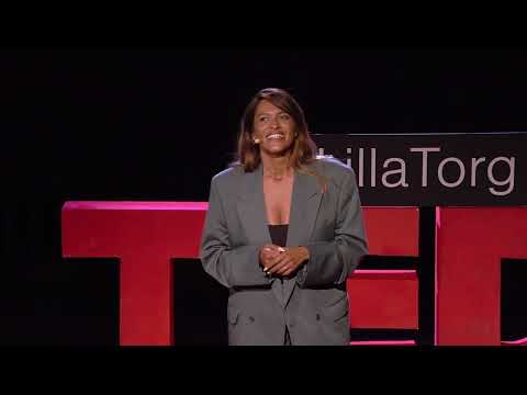Breathing into Authenticity | Saszeline Emanuelle | TEDxLilla Torg