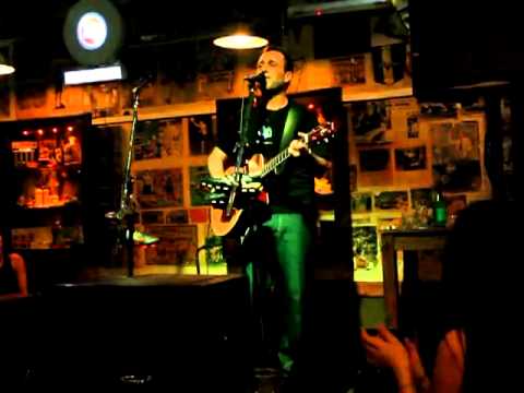 El cielo nos queda muy chico - Iván 20/10/2011 - El Copetín