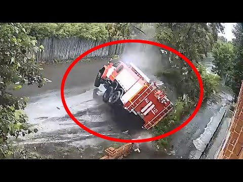 ДТП с пожарной машиной в Тюмени
