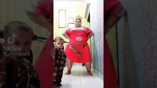 Download lagu Begini jadinya kalau orang gendut JOGET😅🤣 mp3
