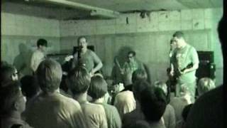 Promise Ring playing &quot;Strictly Television&quot; at the Fireside Bowl on 10/2/98