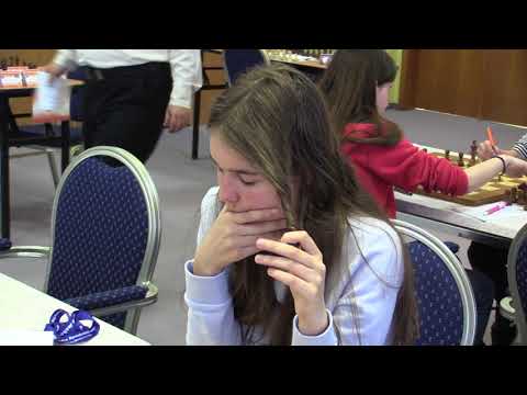 D20 2.3. Kristína Cabanová - Andrea Slabá 1/2:1/2