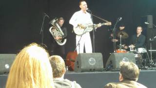 CW Stoneking - I heard the marching of the drums @ Beeckestijnpop (12 juni 2011)