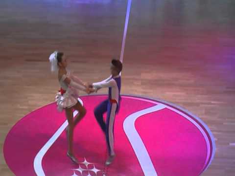 Nemchenko Daniil - Dvoiezhon Mariia  [www.rokenrol.cz]