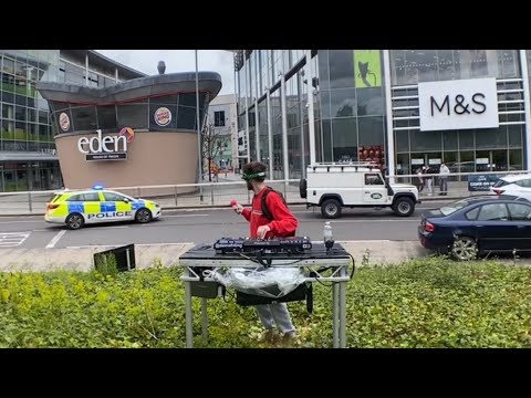 Drum & Bass On The Roundabout
