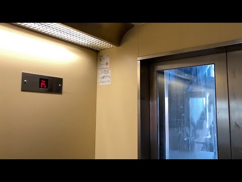 1960's DEVE? (mod. by: Deve-Schindler) Hydraulic Elevators @ Former Prix P-garage, Bollnäs, Sweden.