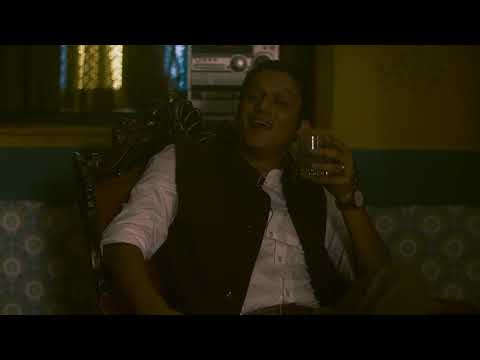 # mirzapur best scene munna bhaiya and tyagi.. dadda jab lene jate hain...to sidhi..lagti hogi...😂😂